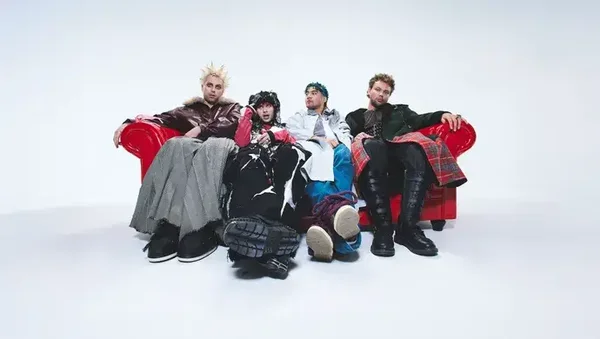 5 seconds of summer 4th APRIL  2026 CO-OP LIVE OFFSITE PARKING AT COOP COMMUNITY ARKING