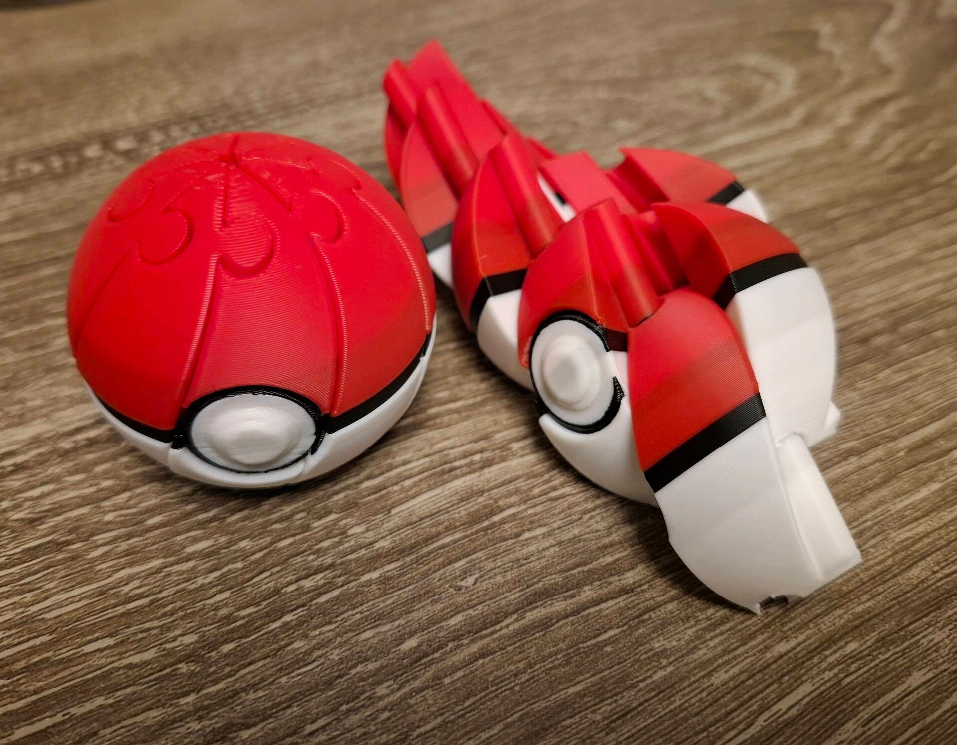 Pokeball twisty fidget toy