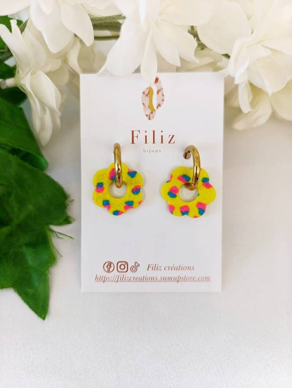 Bonheur _ Fleur _ Boucles d'oreilles _ Huggies