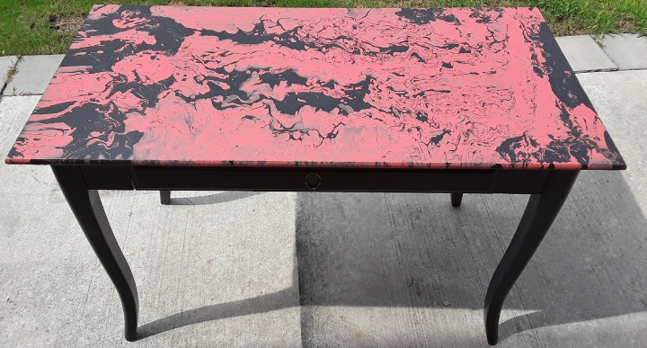 hand-painted-desk-table-standard-mtm3mq.png