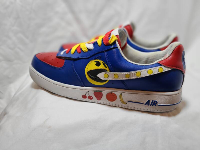 the-pacmans-standard.jpg