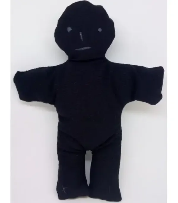Muñeco vudú negro