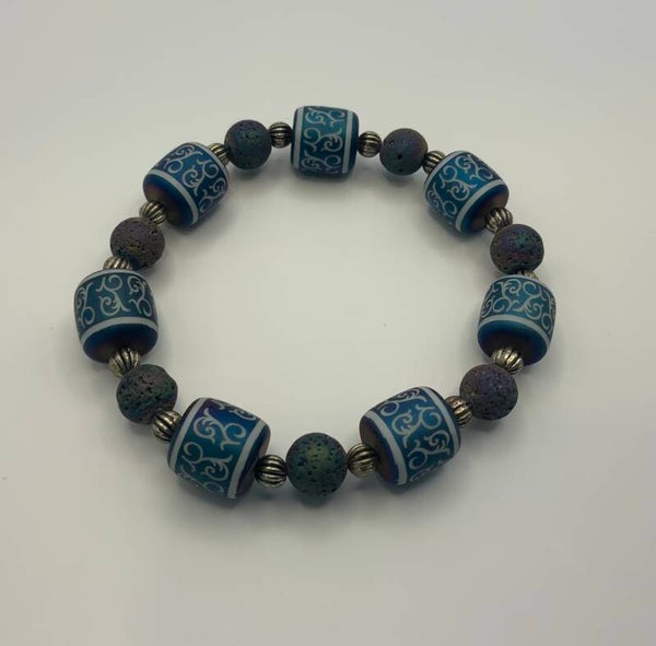 Poolside (size 6 1/2” wrist)