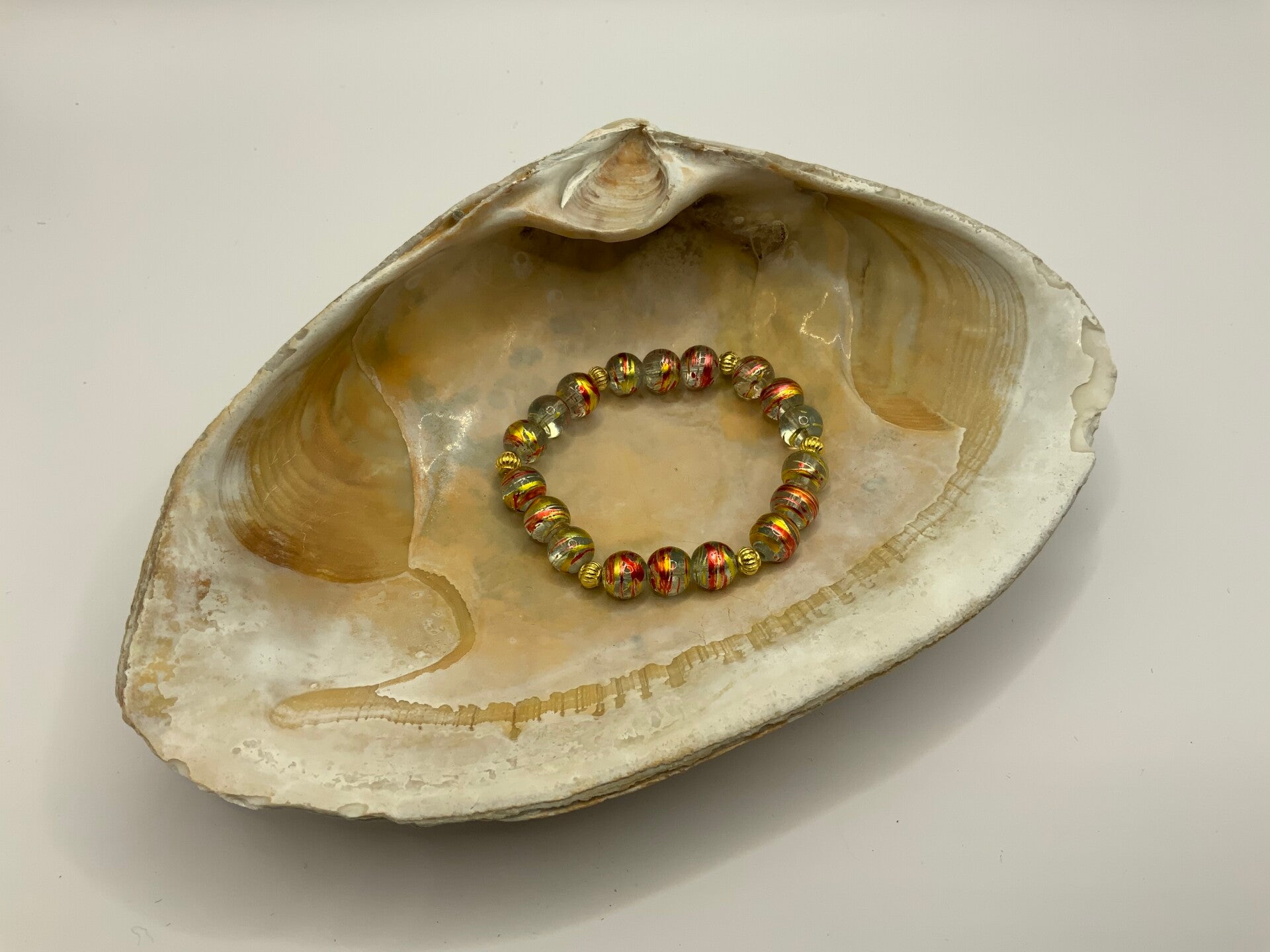 Christmas Bauble Bracelet (size 5 1/2 wrist)