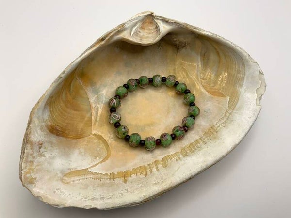 Floral Berry Bracelet (size 6)