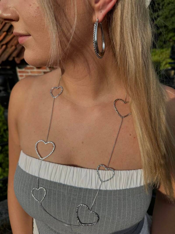 LONG HEARTS necklace