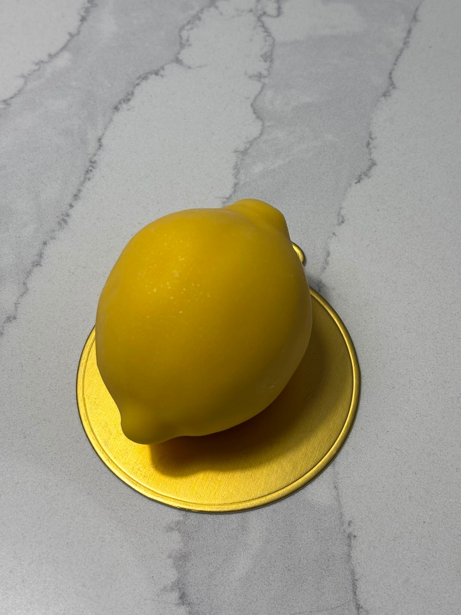 Cracking fruit dessert- Lemon