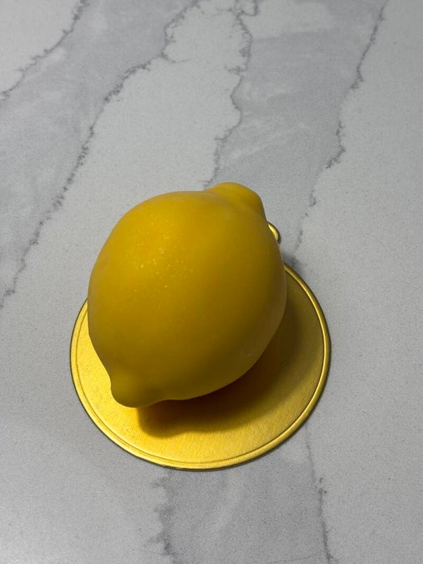 Cracking fruit dessert- Lemon