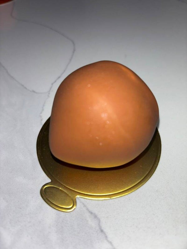 Cracking fruit dessert- Hazelnut