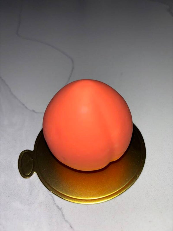 Cracking fruit dessert-Peach