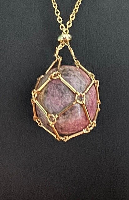 Wisselhanger goudkleurig Rhodoniet