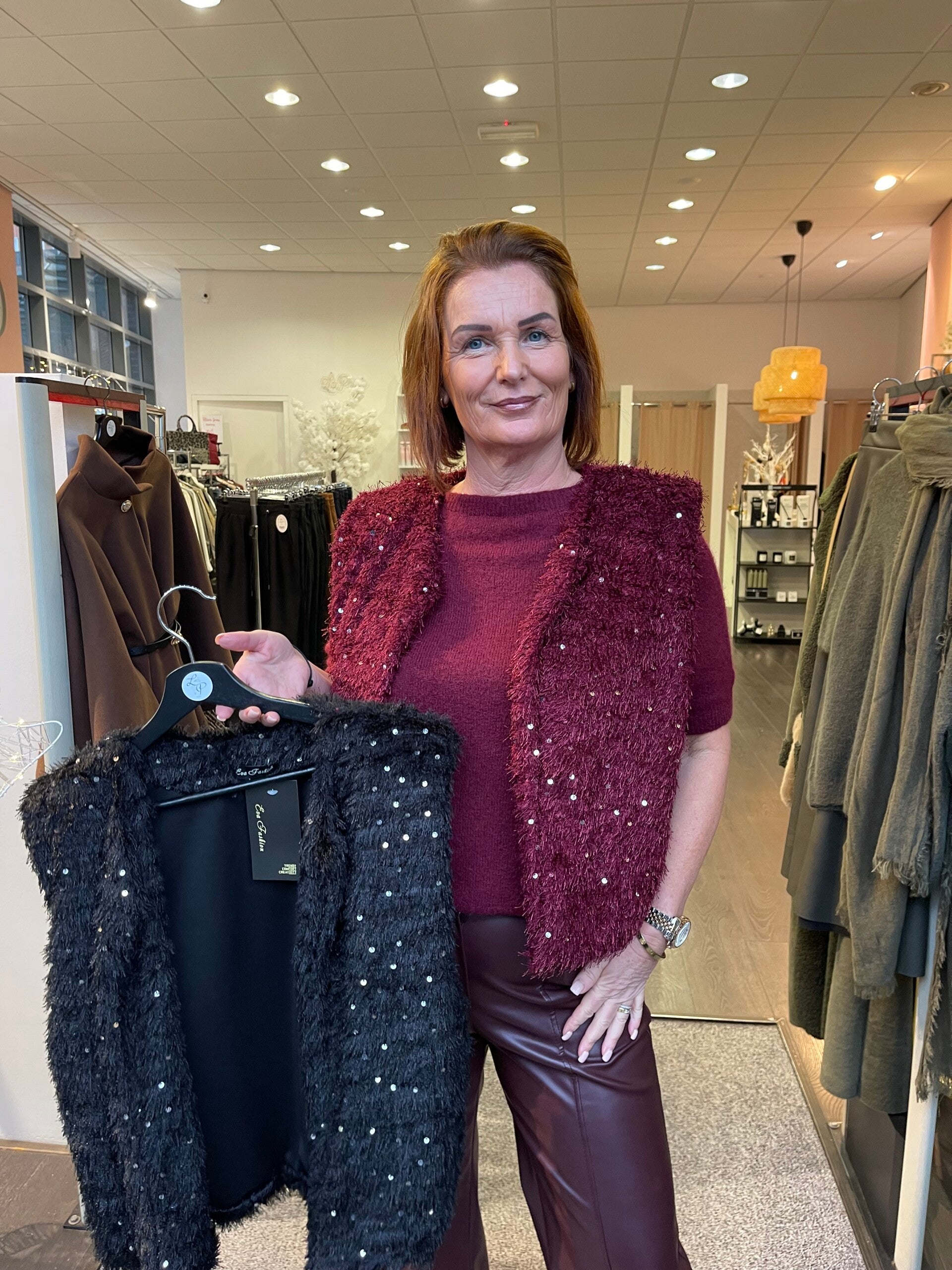 Vest Mia Bordeaux Rood