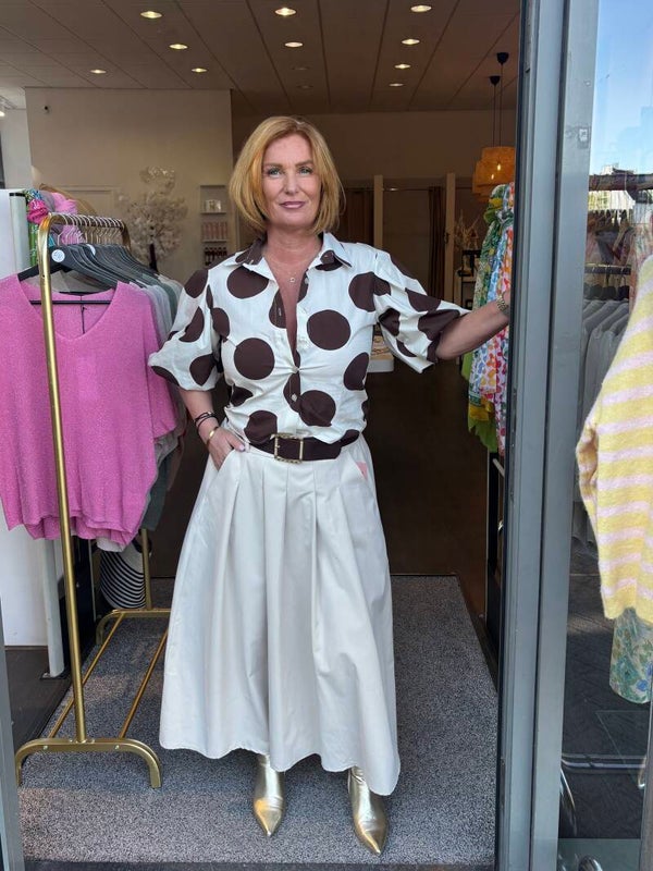 Blouse Norah met polkadots Bruin