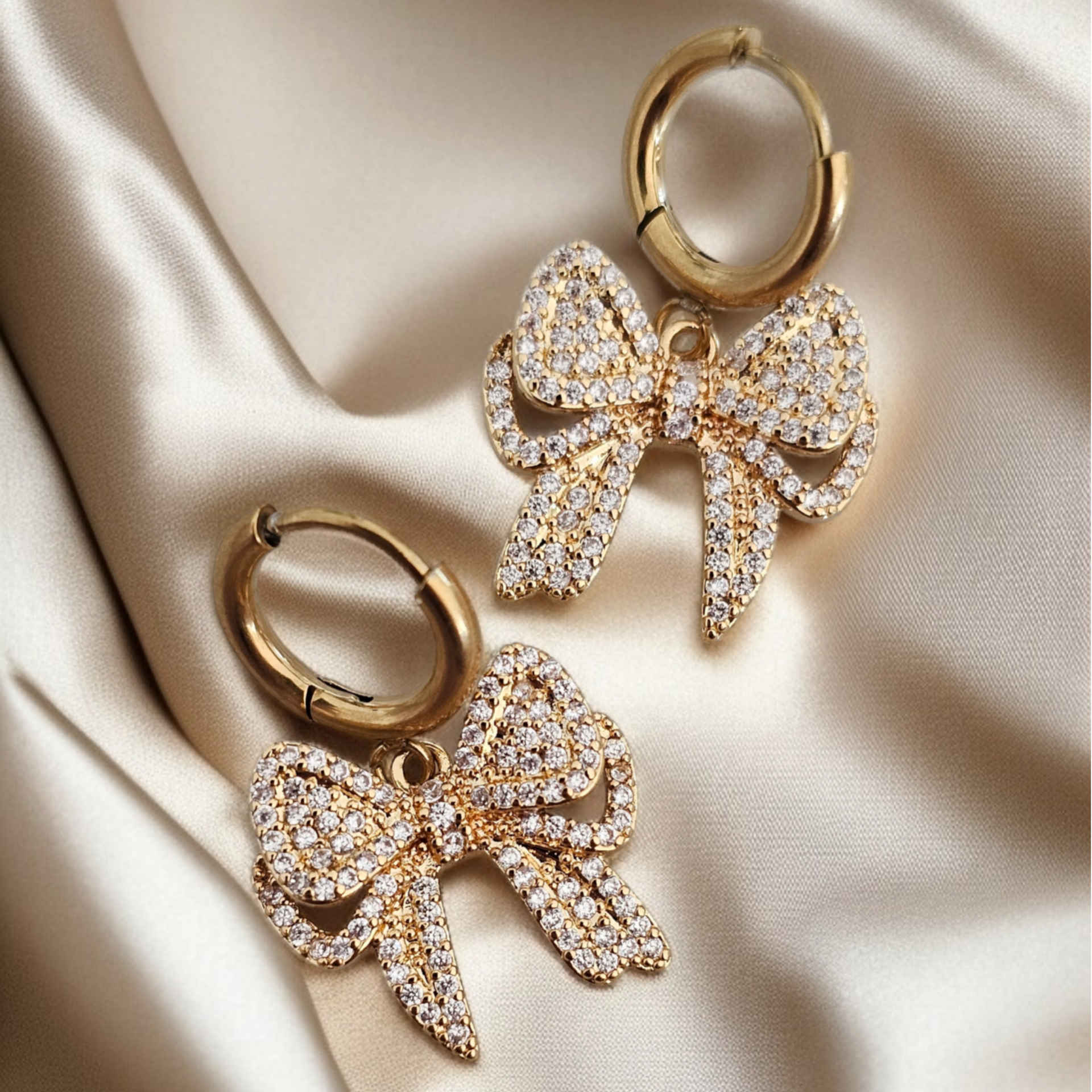 Sparkle Bow Ohrringe