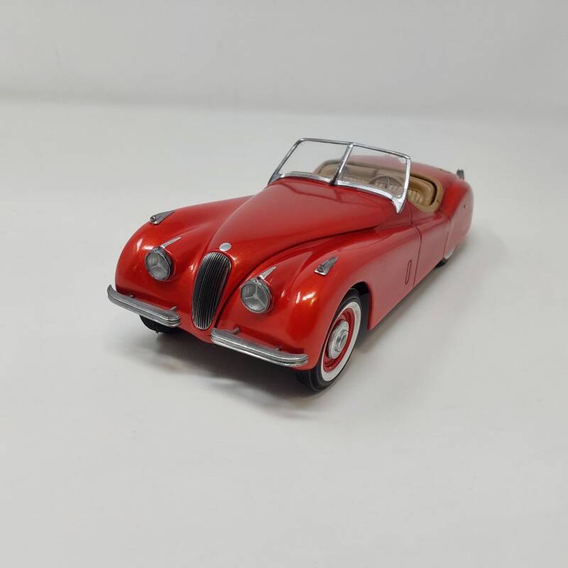 1/25 1948 Jaguar XK120
