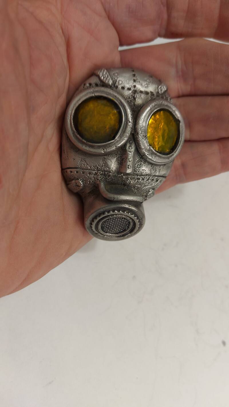 High temp rubber mold. Pewter and/or lead alloy