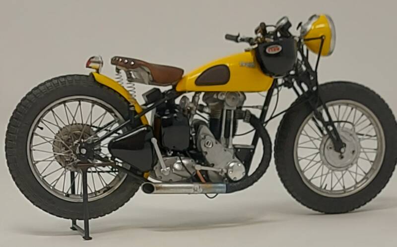 1/9 Triumph custom bobber