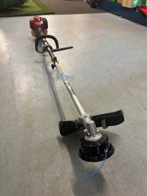 Honda UMC425 Multi Tool / Line Trimmer