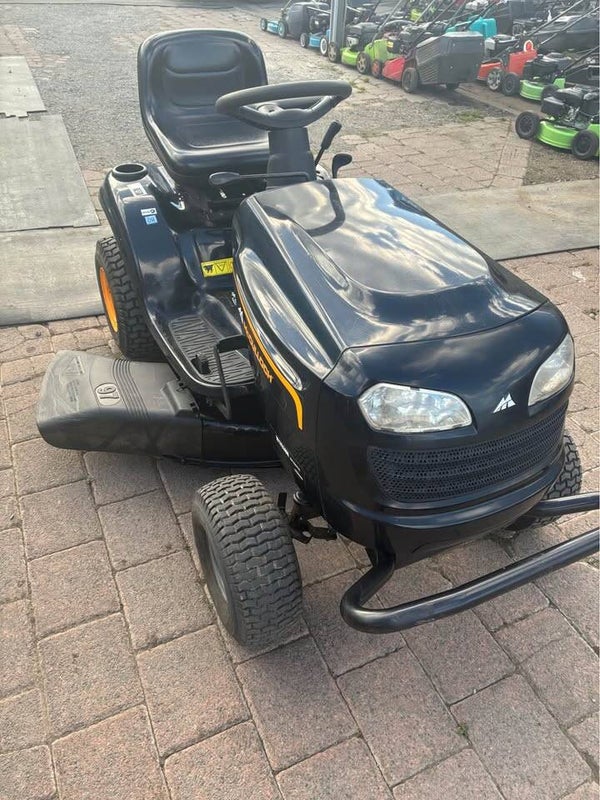 McCulloch M17538H Ride on