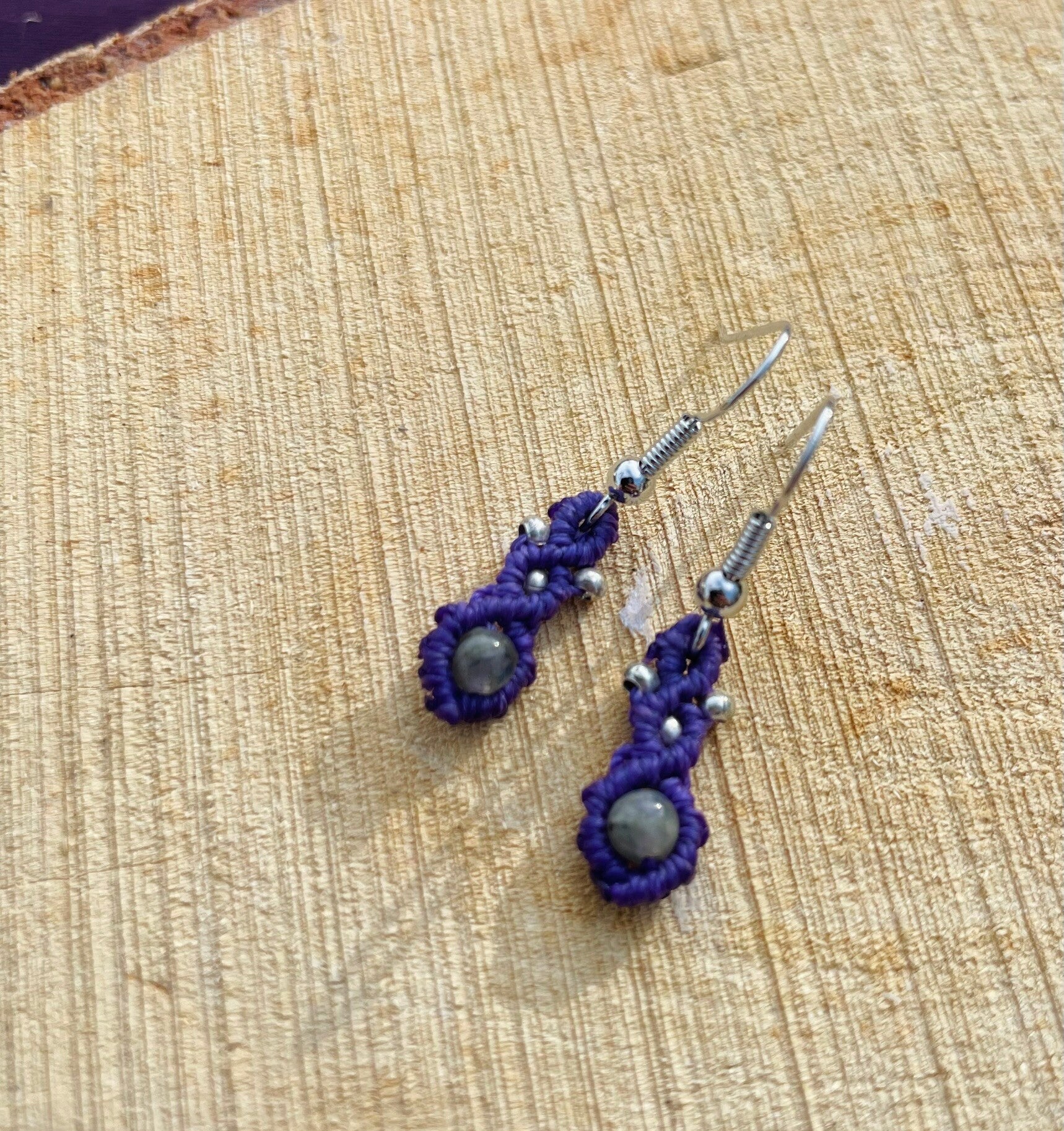 Boucles d'oreilles "Violet Intuitif"