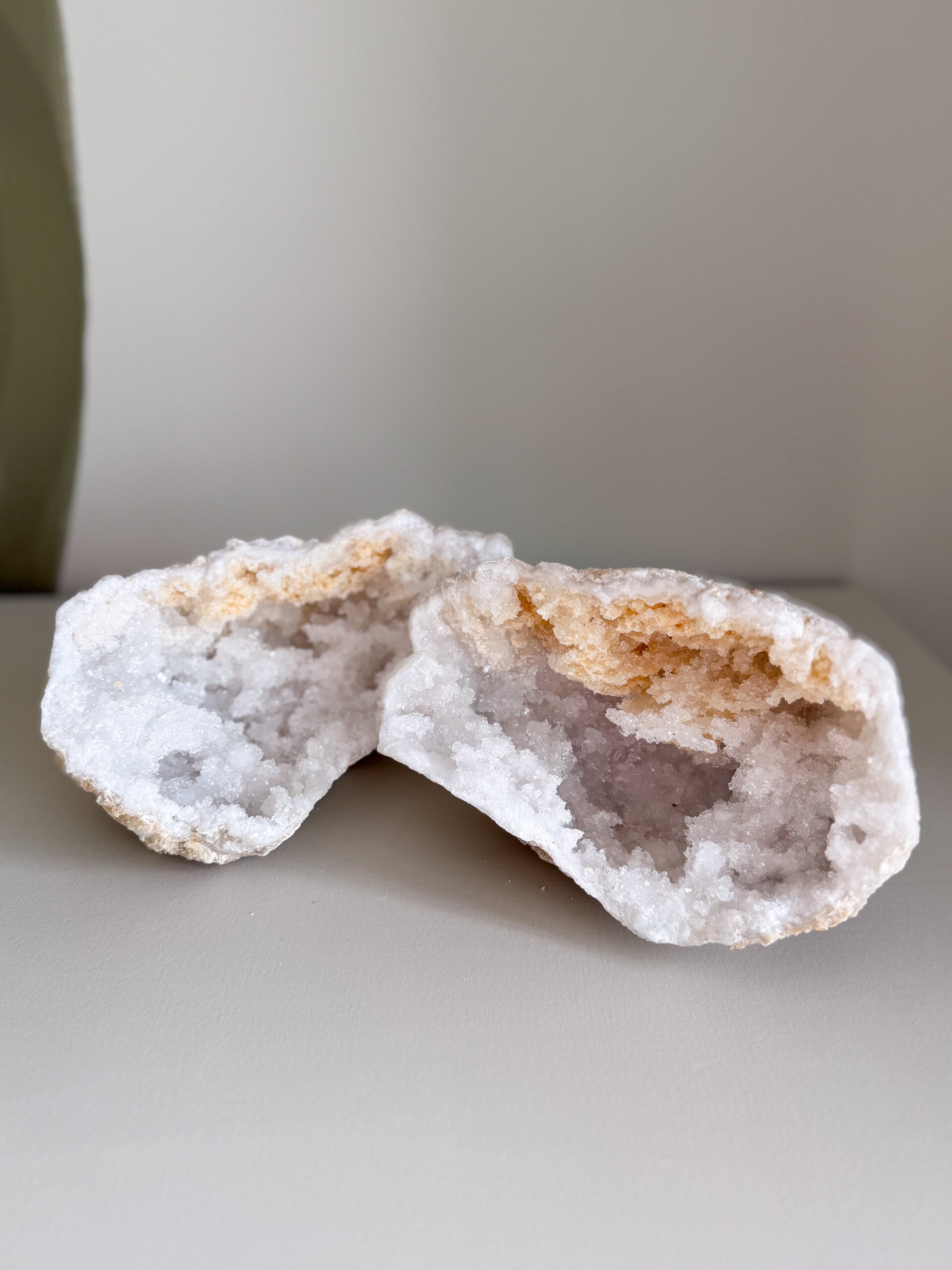 Bergkristal geode paar M | M4