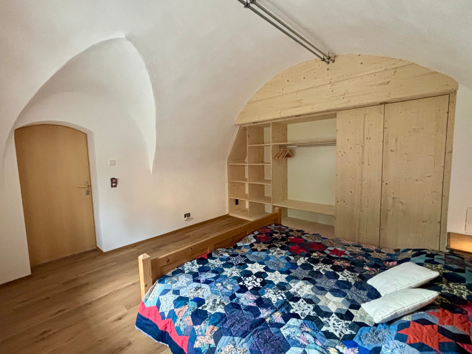 img_4322-standard-lko8tk.jpg