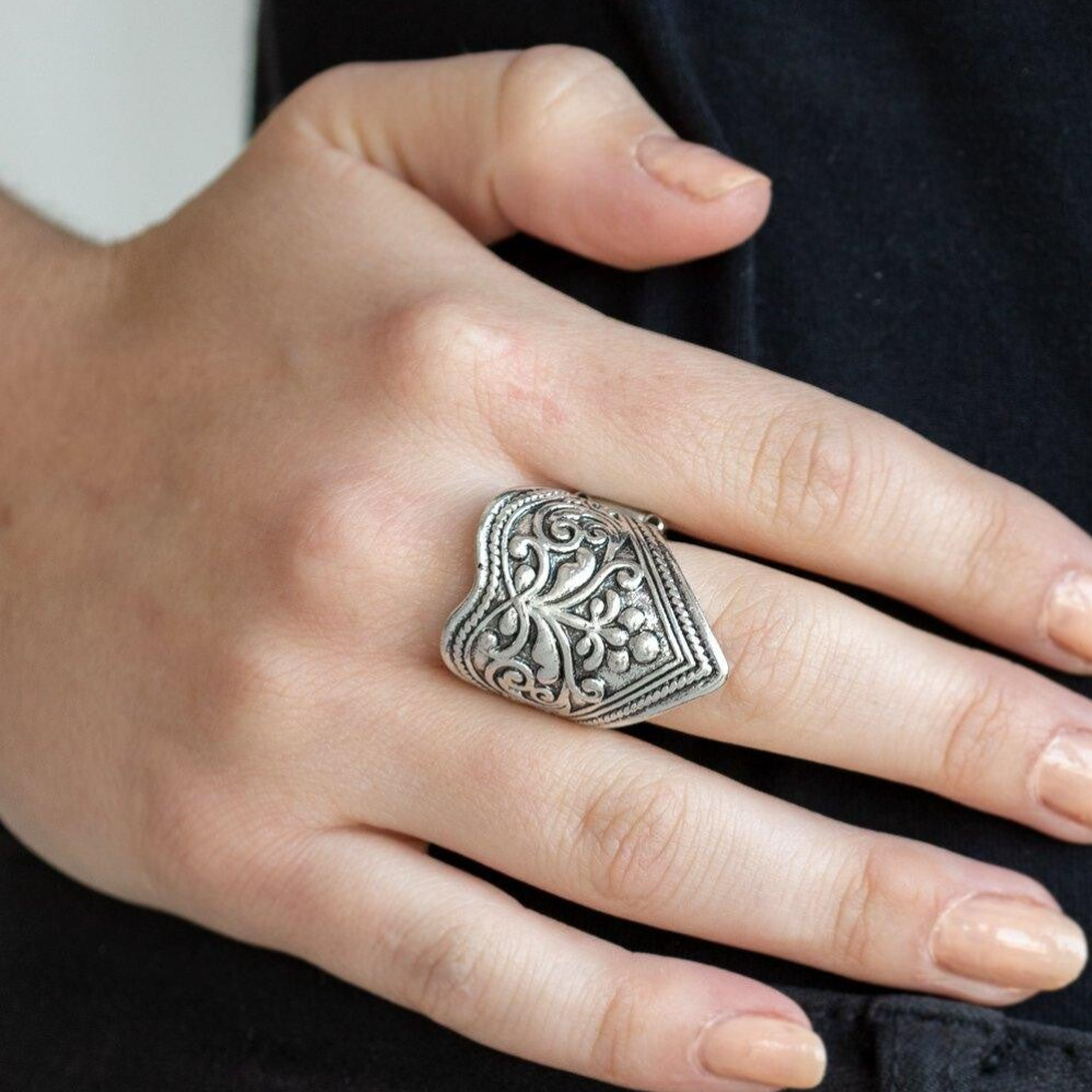 Fall Into VINE - Silver / Sortija