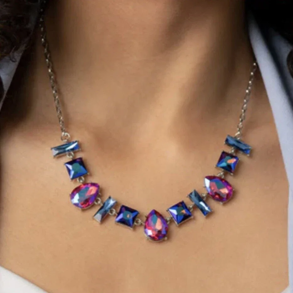 WOW PAPARAZZI “INTERSTELLAR ICE PINK” NECKLACE WITH FREE EARRINGS STUNNING
