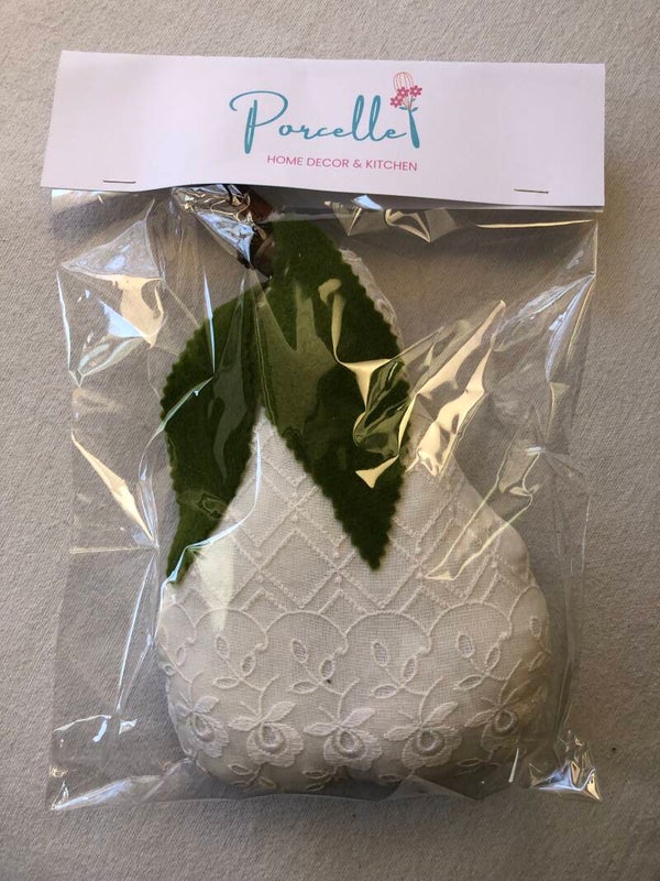Lace Fabric Pear Magnet