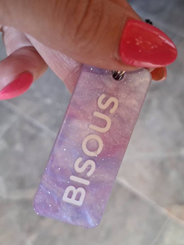 Porte clé paillette BISOUS