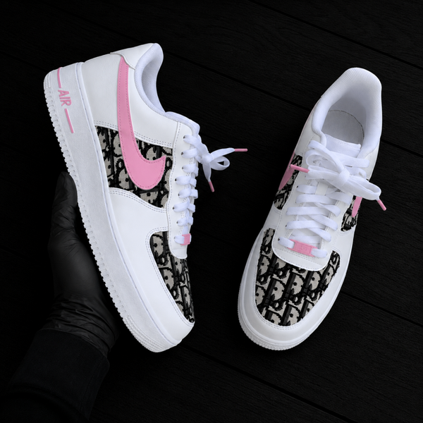 Blush Noir