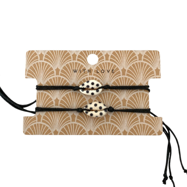 Shell armband