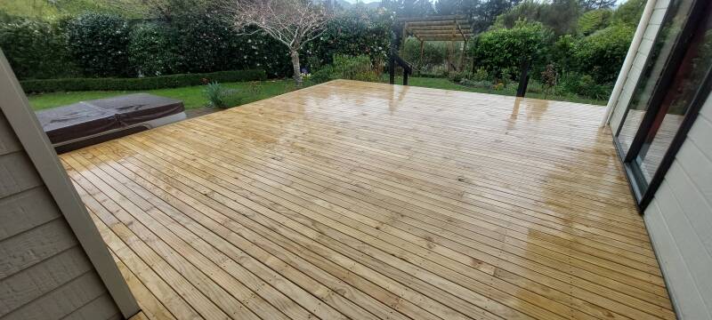 Deck lower hutt