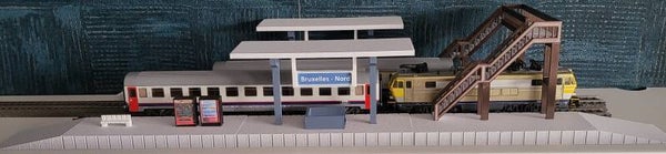 Quai de gare HO