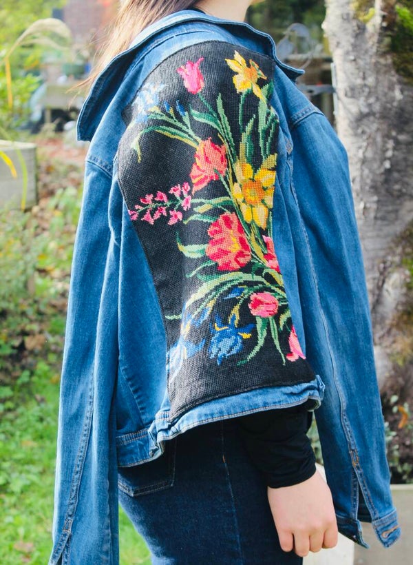 Denim jas blauw ‘Veldbloemen’ maat M