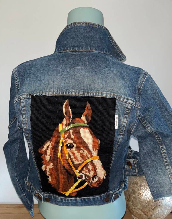 Denim jasje donkerblauw ‘Paard’ maat 140 cm