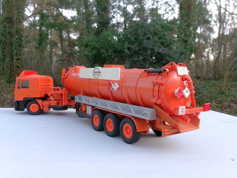 MAN kolkzuigwagen Kutschke