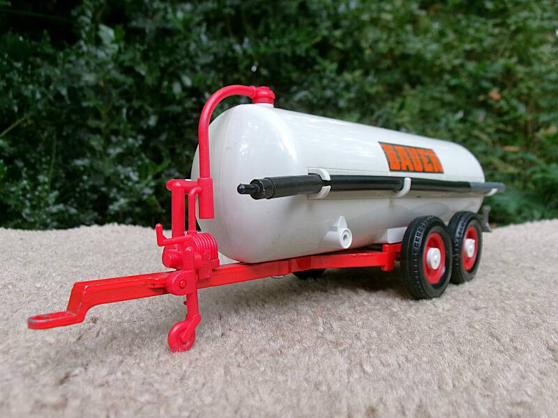 Bauer mesttank 1:32