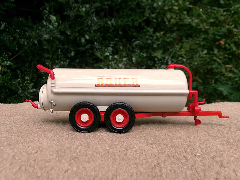 Bauer mesttank 1:32