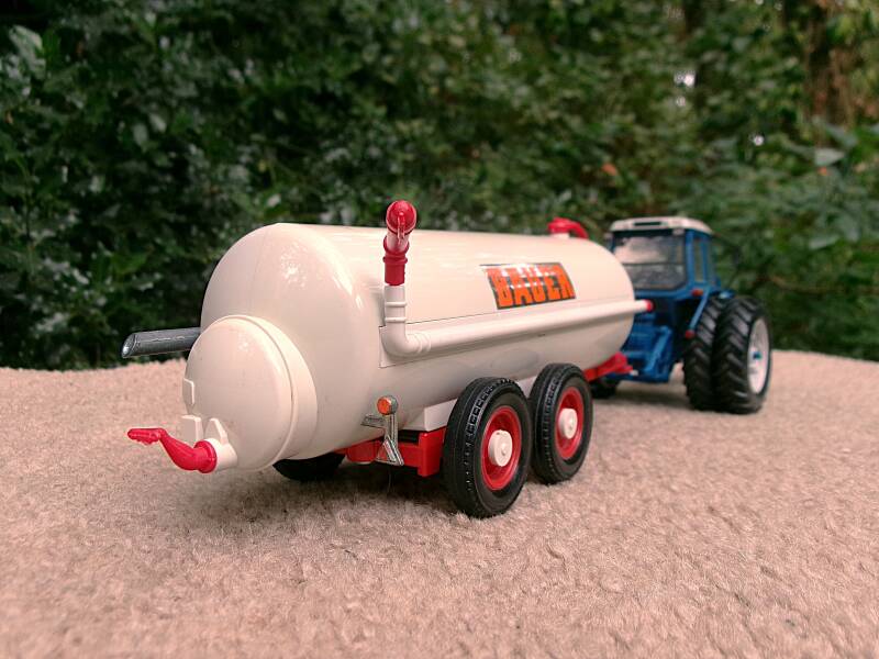 Bauer mesttank 1:32