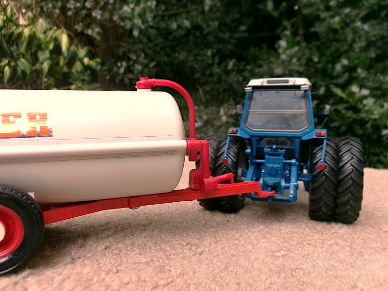 Bauer mesttank 1:32