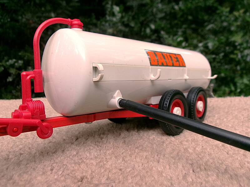 Bauer mesttank 1:32