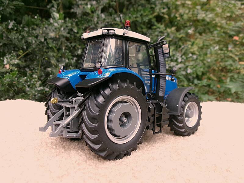 Massey-Ferguson 7726 S Plogmaker 1:32