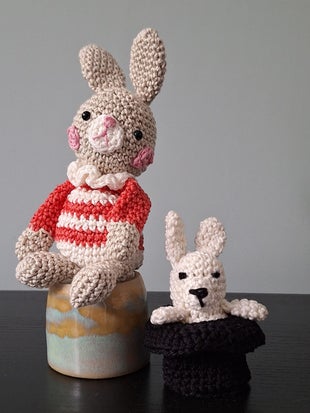 Konijn, hoge hoed, circus cal, caro's atelier