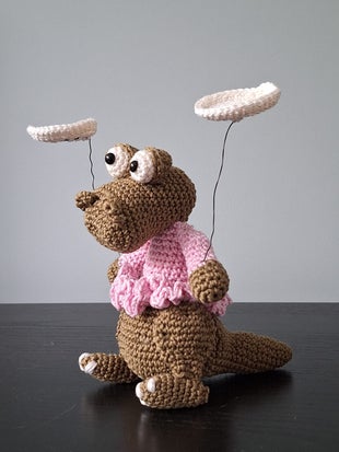 circus cal, caro's atelier,, yummigurumi, krokediil, balanceren, upyummigurumi