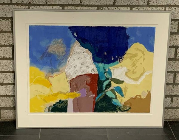 1066 - Henk van Vessem - Rood huis met zandberg (80 * 100 incl lijst)