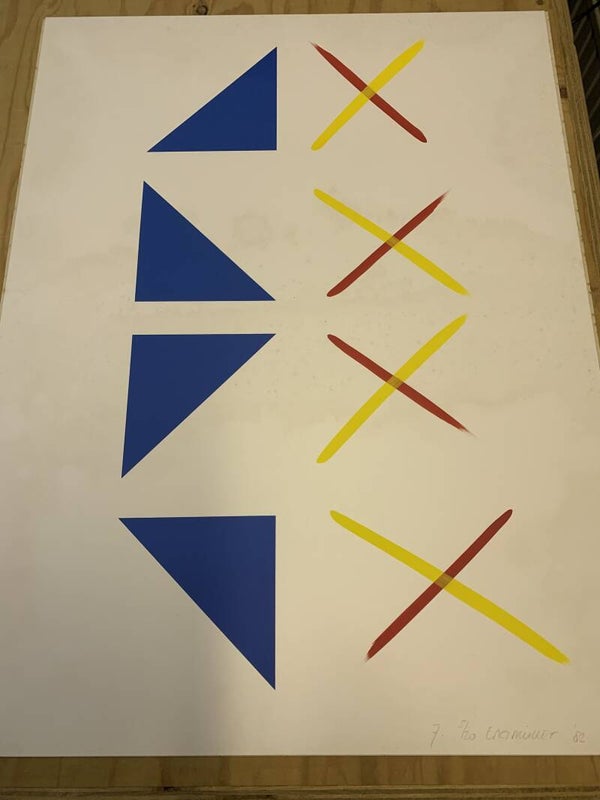 1203 - Betty Muller - nr 7 Blauw / rood / geel  ( 50 * 65 incl. lijst)