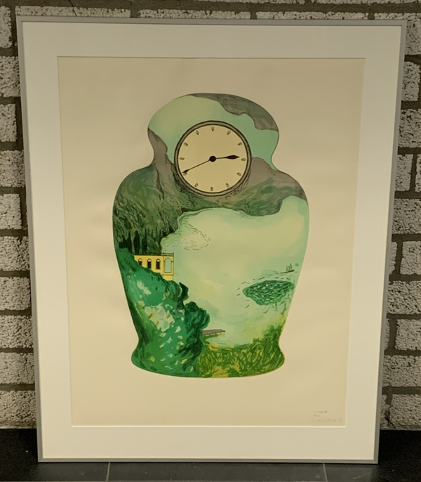 1095 - Marian Plug - Vaas III ( 70 * 90 incl. lijst)