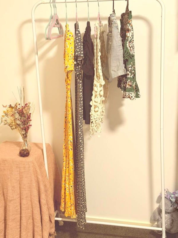 Women's Curated Mystery Clothing min 6 items