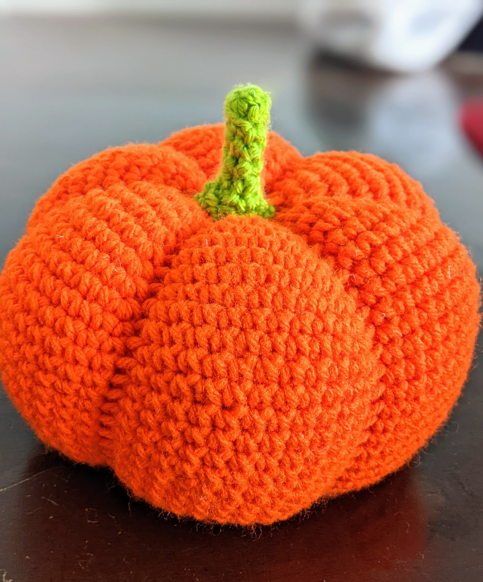 Large Pumpkin - Dark Orange/Green